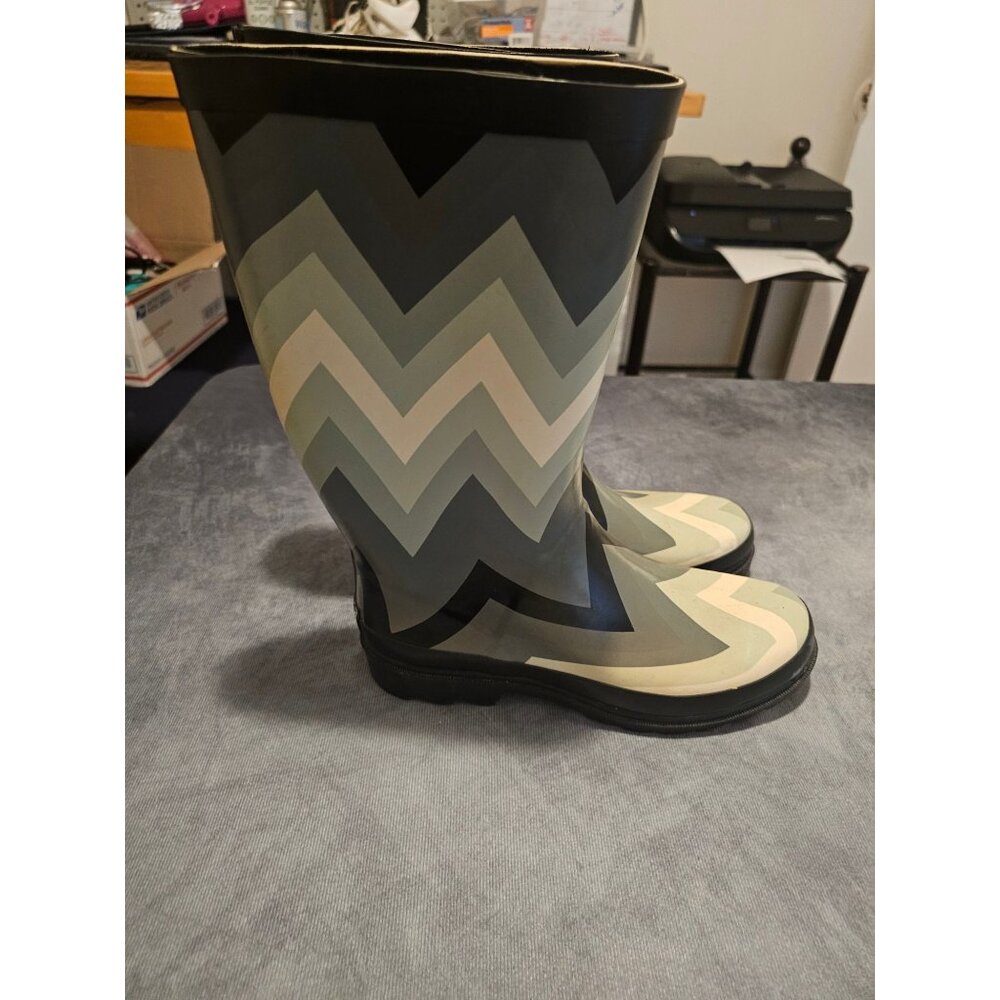 SUGAR Raffle4 Women's Rubber Rain/Snow Pull On Boots 9.5M with design